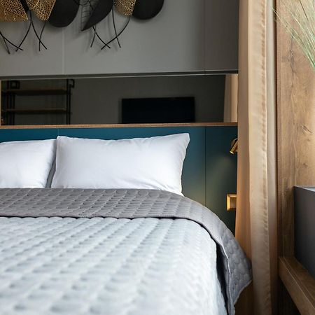 Four Sisters Luxury Rooms In Siauliai Екстер'єр фото