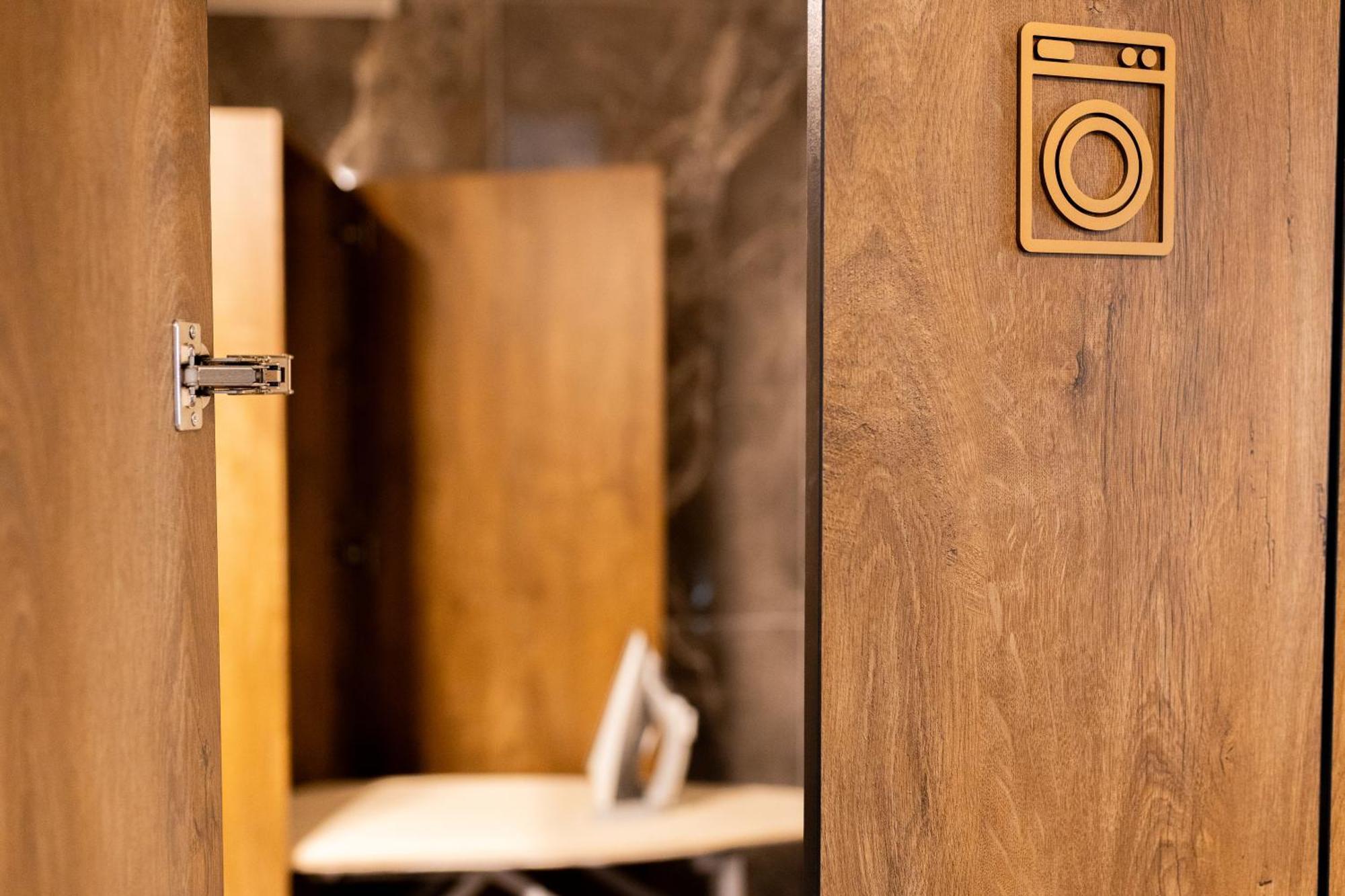 Four Sisters Luxury Rooms In Siauliai Екстер'єр фото