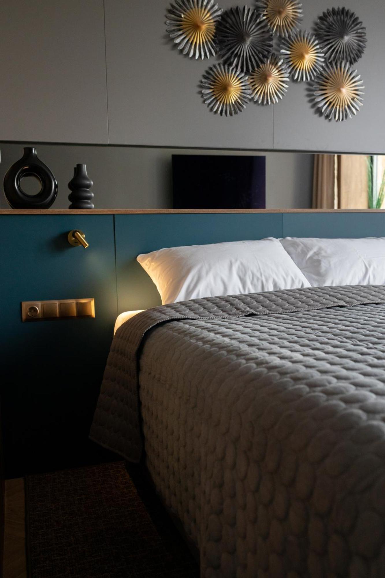 Four Sisters Luxury Rooms In Siauliai Екстер'єр фото